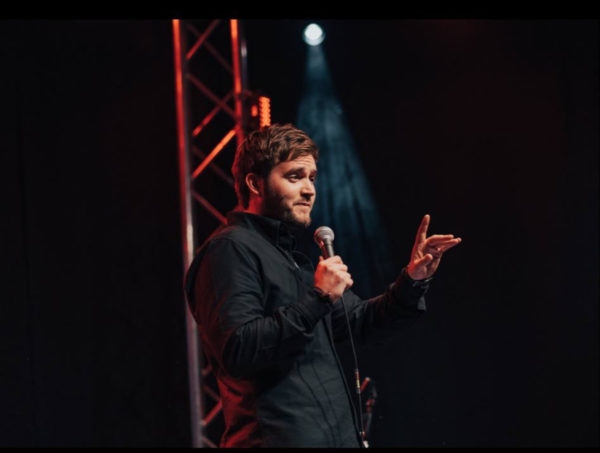 Comedian, Simon Wozniak